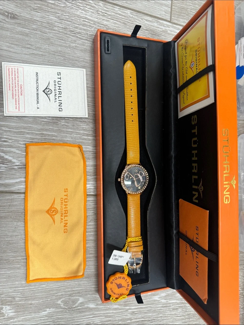 Stuhrling Original elegant rose